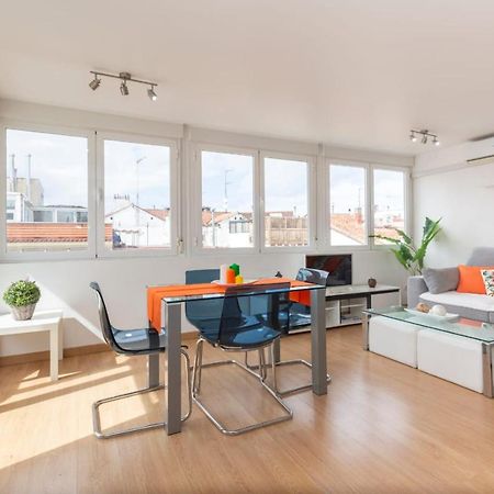מדריד Apartamento Atico Las Letras - Alojamiento De Temporada מראה חיצוני תמונה