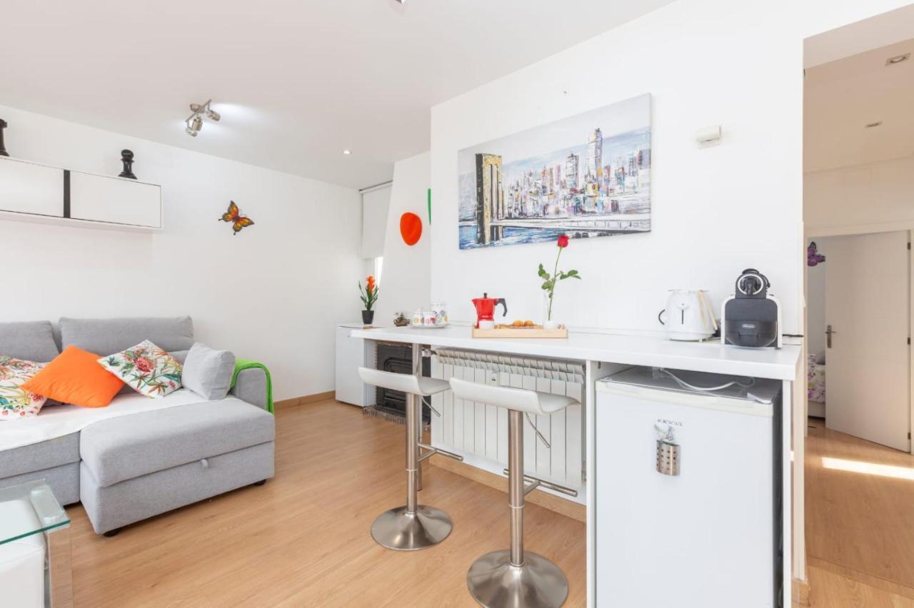 מדריד Apartamento Atico Las Letras - Alojamiento De Temporada מראה חיצוני תמונה